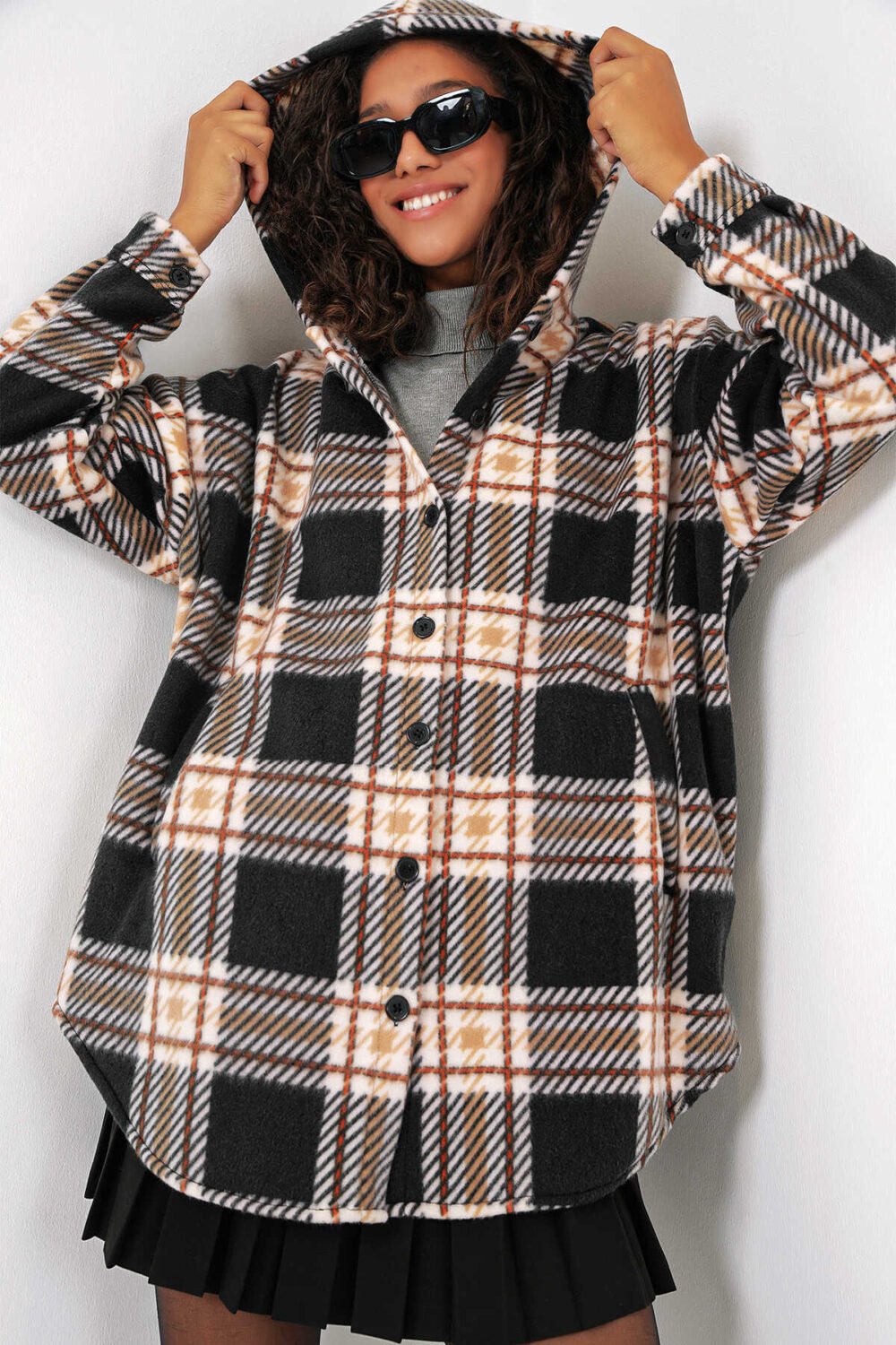 Hooded Oversize Shirt - D. Black - Image 2