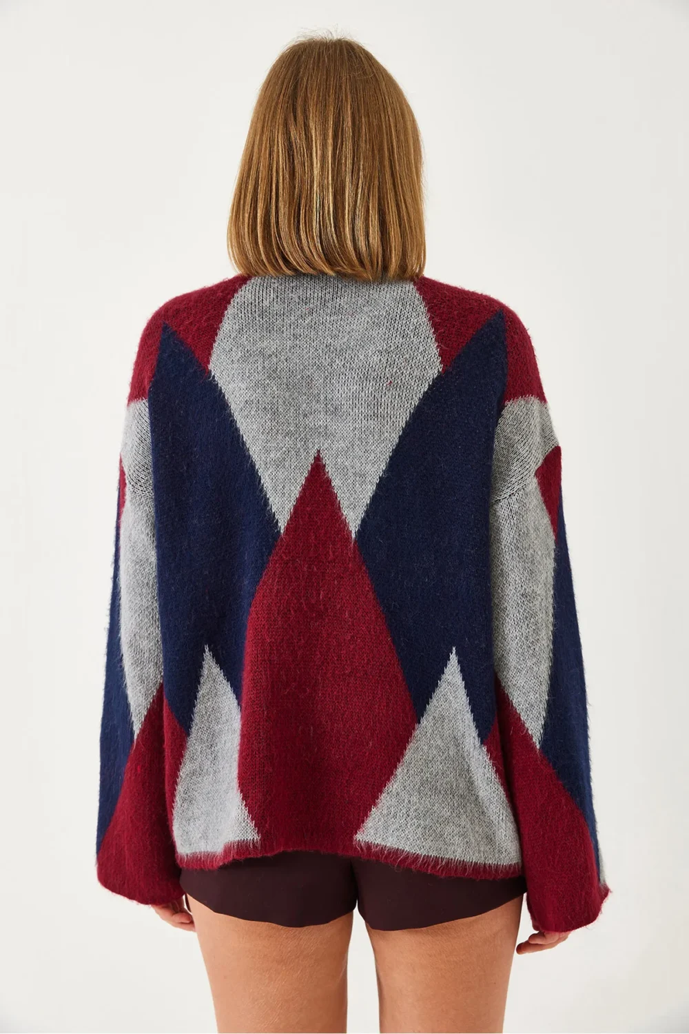 Women's Oversized Diamond Patterned Knitwear Cardigan - Image 7
