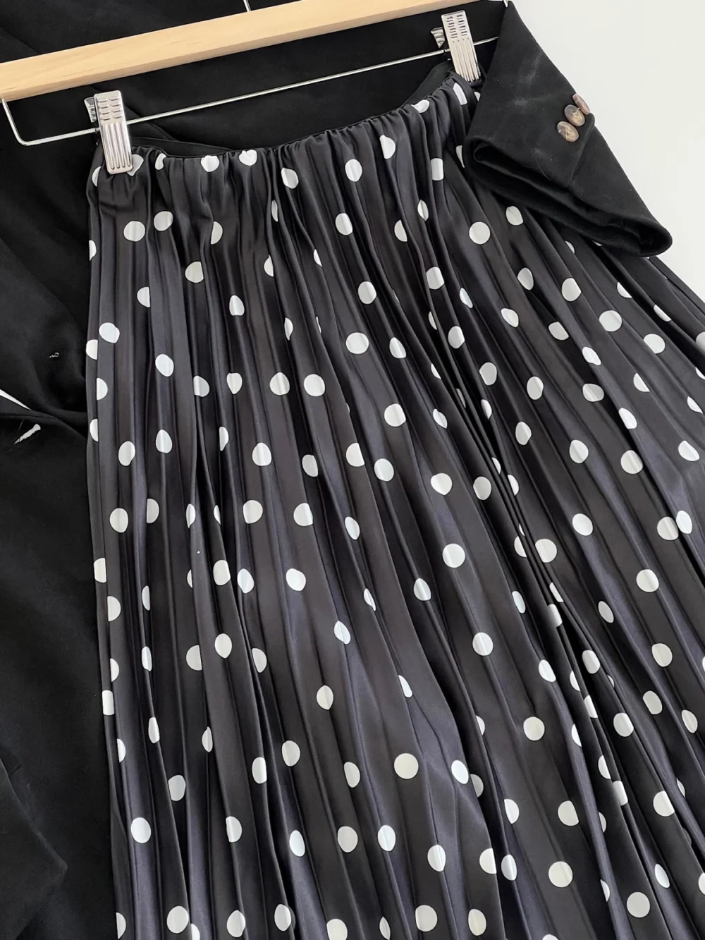 Polka Dot Pleated Skirt Combination - Black - Image 7