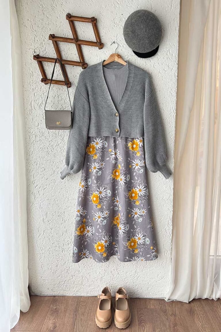 Grey Floral Cotton Satin Flared Skirt & Grey Balloon Sleeve Knitwear Cardigan