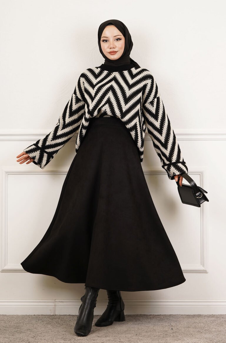 SWEATER WITH ZIZAQUAT PATTERN