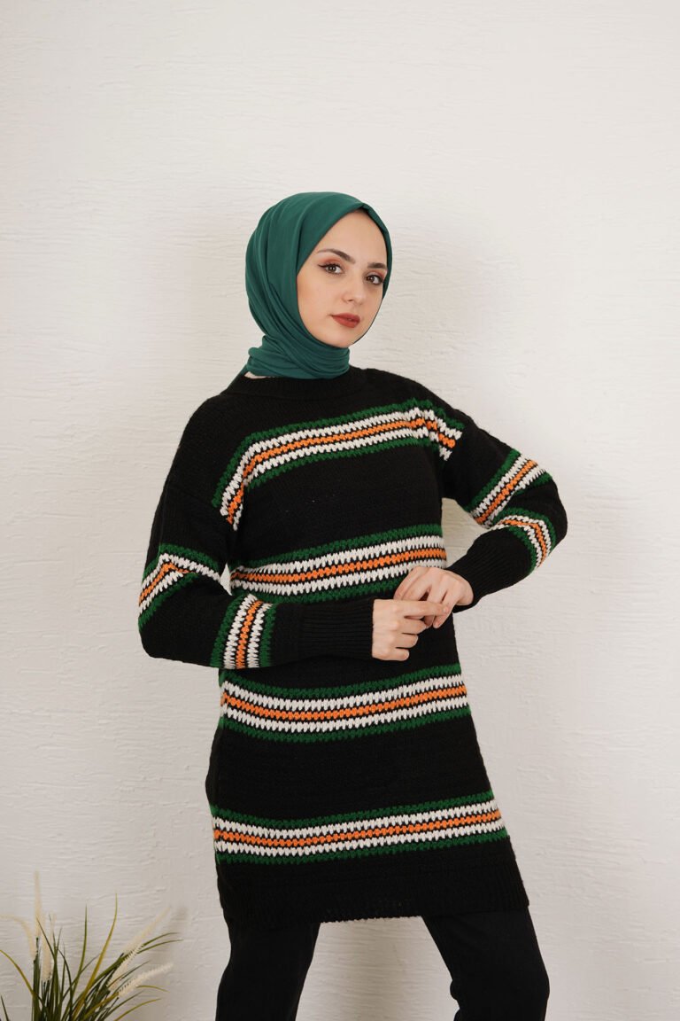 COLOR STRIPED SWEATER