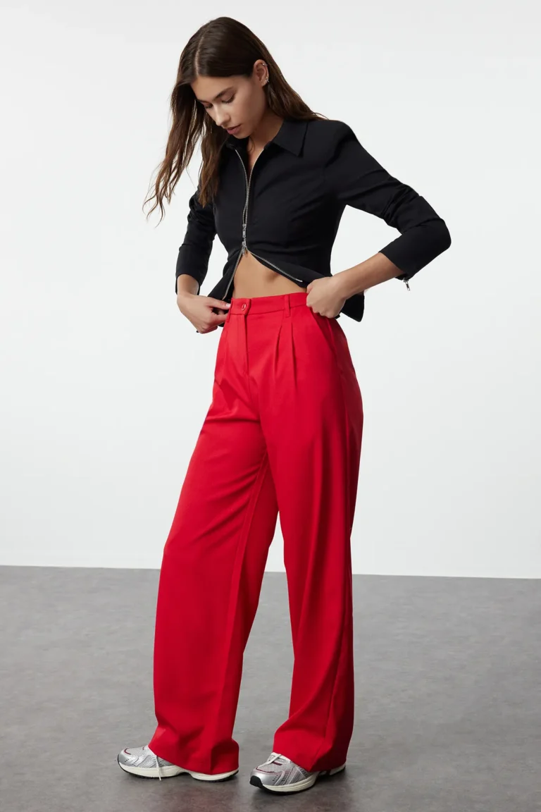 Red Wide Leg Pleated Woven Fabric Trousers