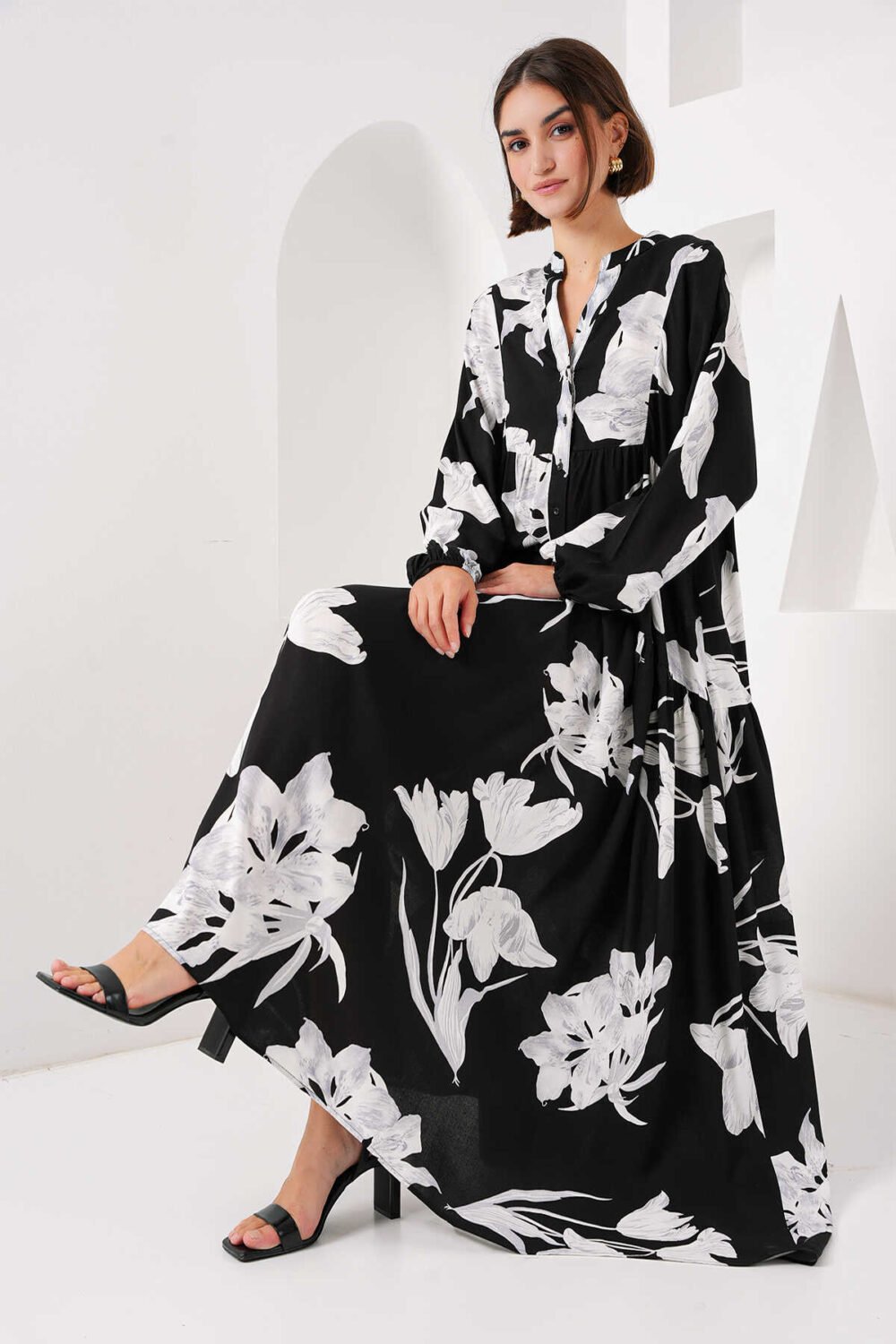 Authentic Patterned Dress - Image 7