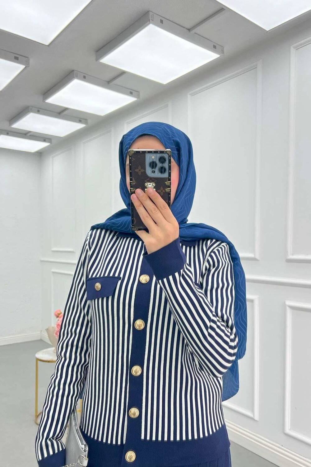 Striped Knitwear Skirt - Image 15