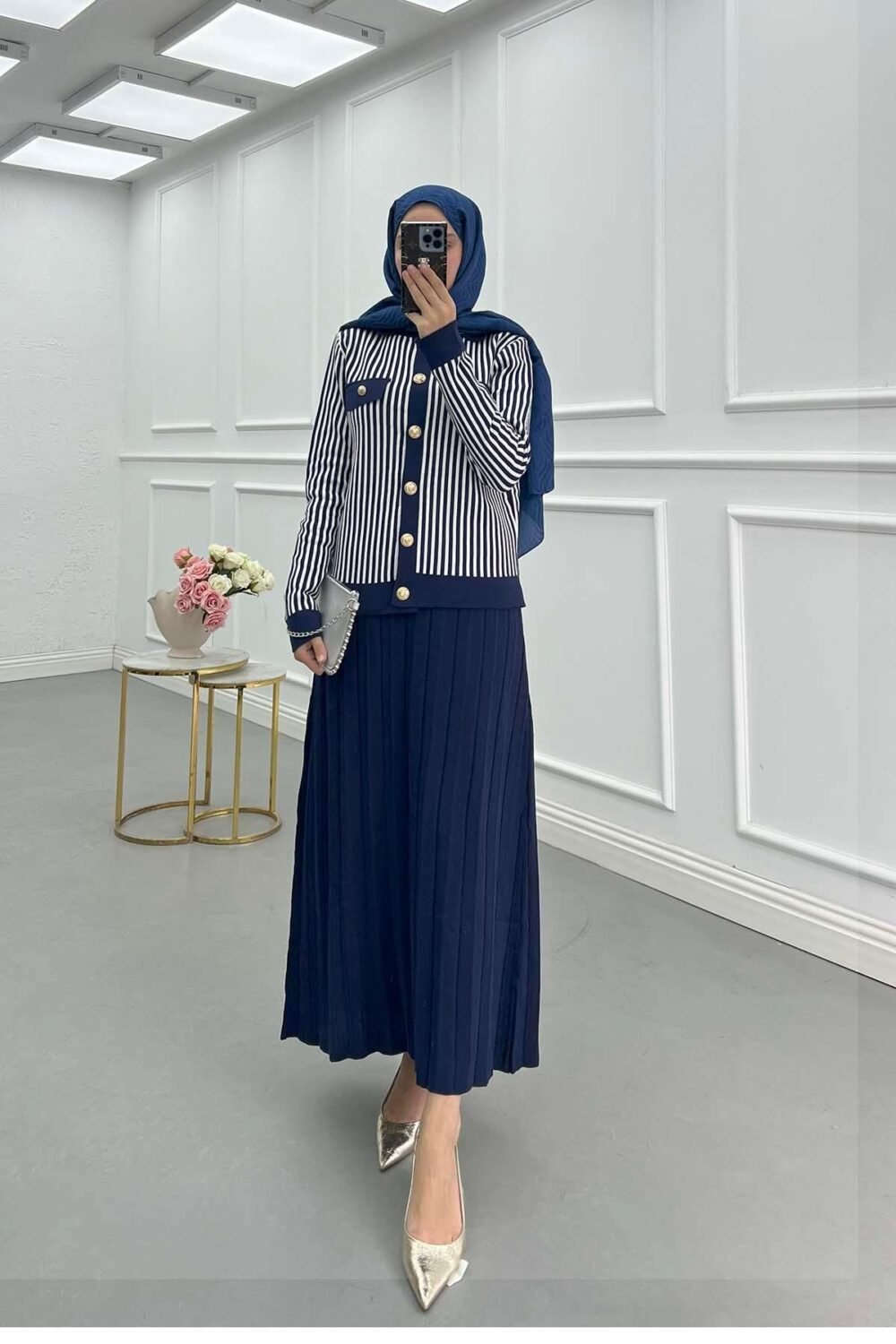 Striped Knitwear Skirt - Image 13
