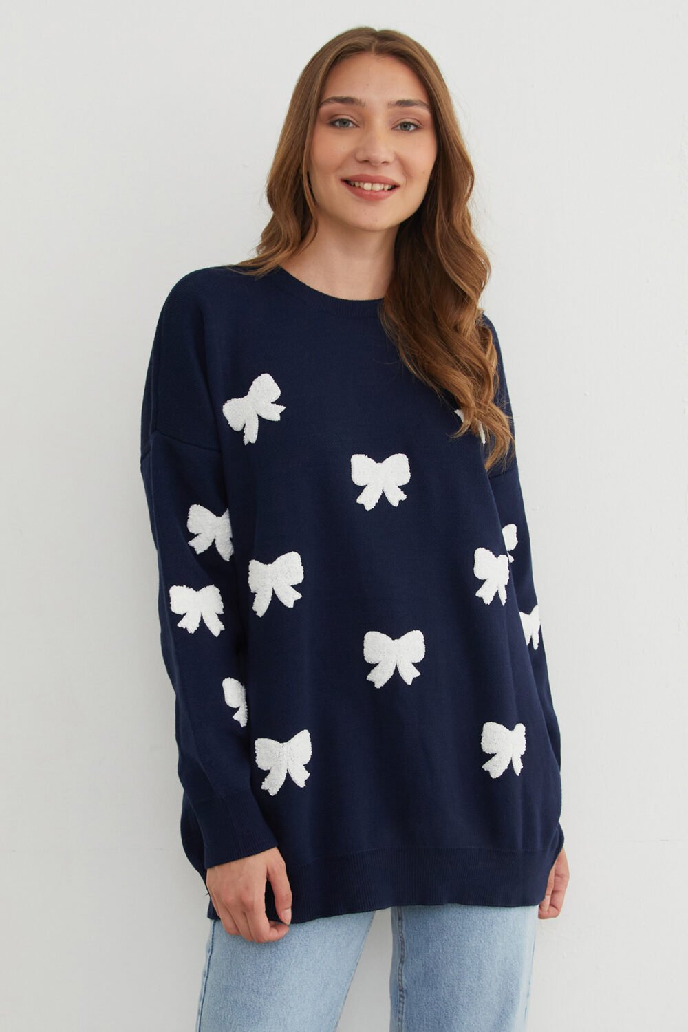Ribbon Embroidered Crew Neck Oversize Knitwear - Image 4