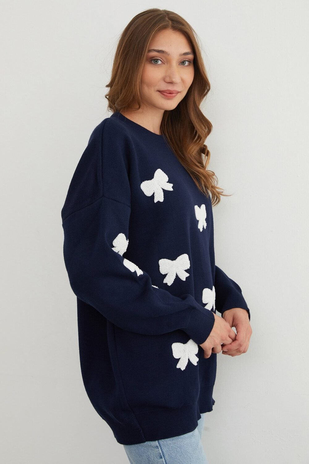Ribbon Embroidered Crew Neck Oversize Knitwear - Image 7