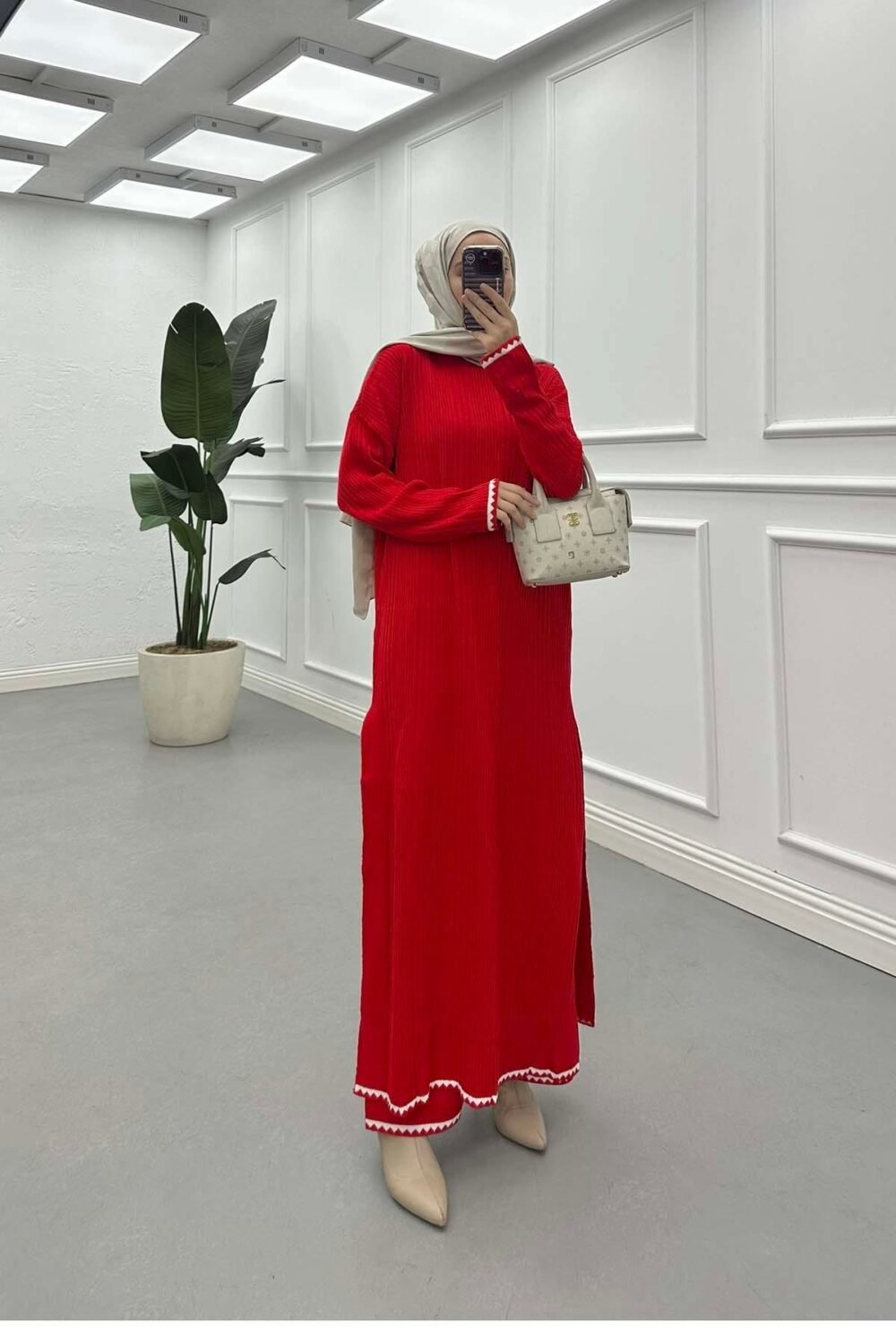 Long Knitted Suit - Image 6