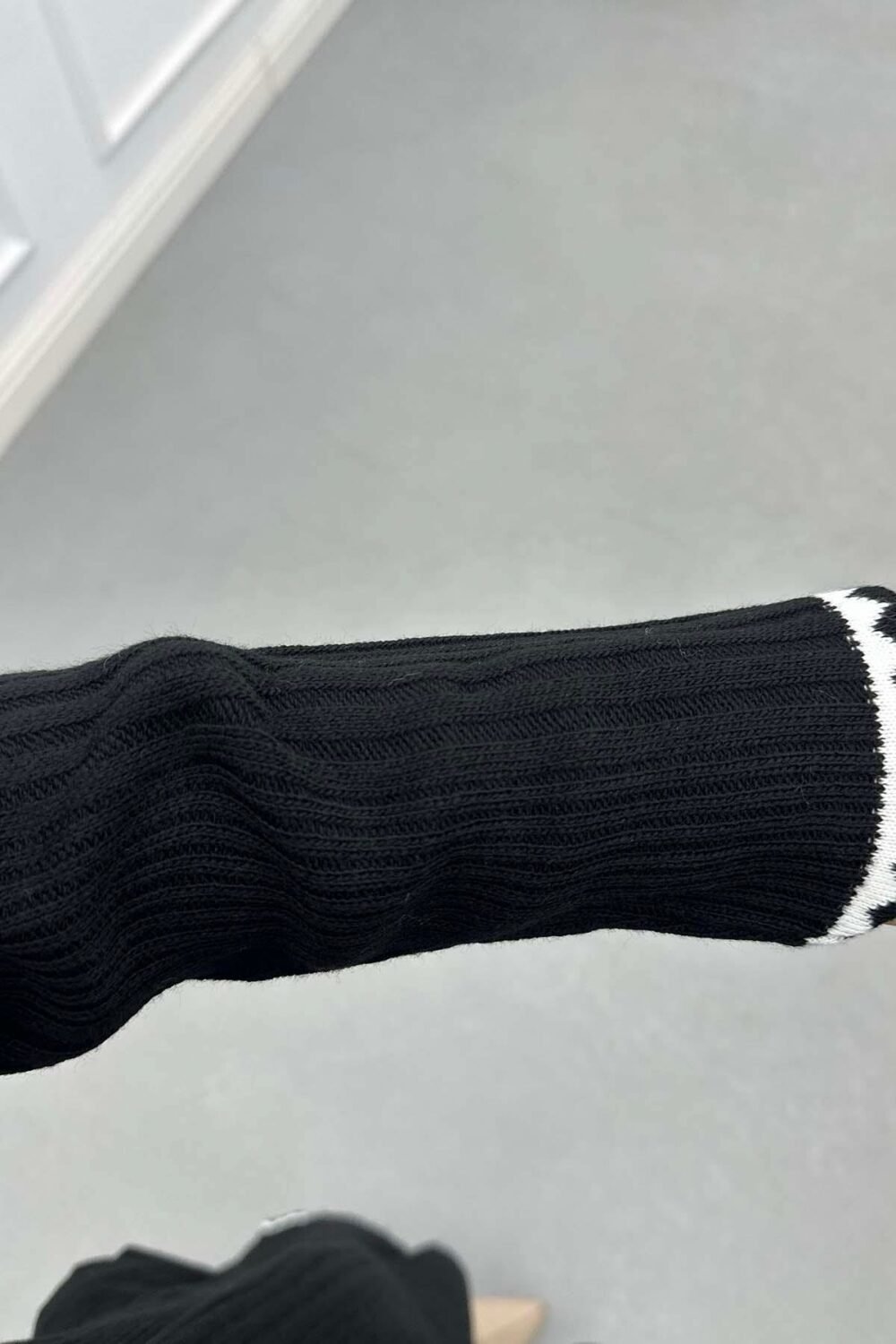 Long Knitted Suit - Image 13